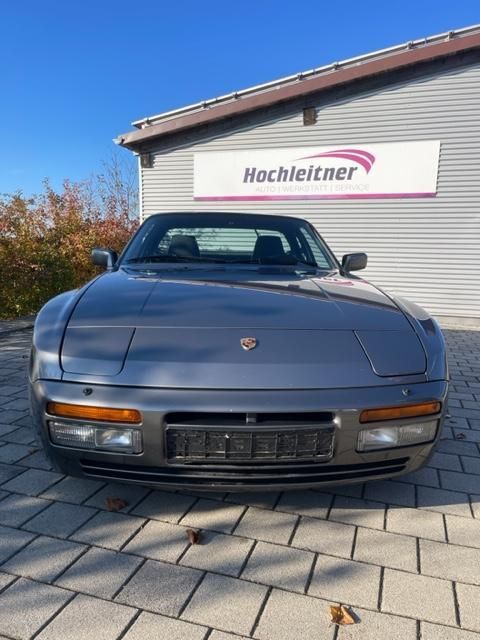944