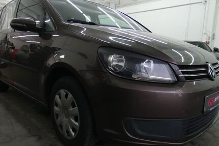 VW Touran 201.000 km 3.199 &euro; Metzingen 72555