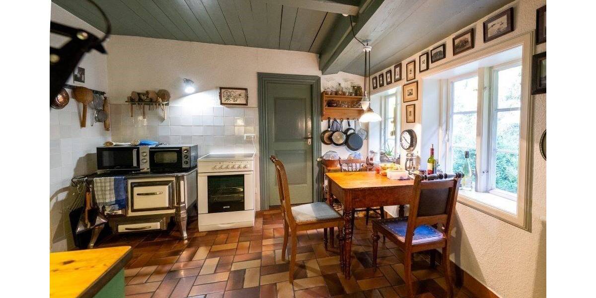 Bauernhaus, Landhaus Niebüll - 4 Zimmer, 335 m&sup2;, 669.000&euro; | Angebot:25706555