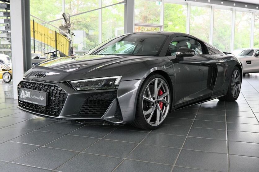 R8
