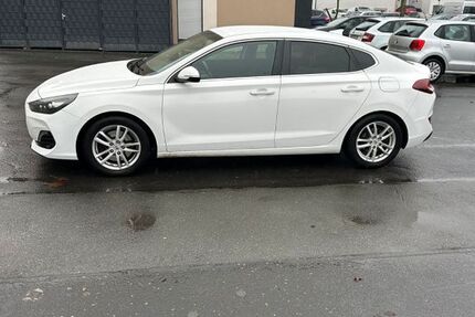 Hyundai i30 112.000 km 10.700 &euro; Neu-Anspach 61267