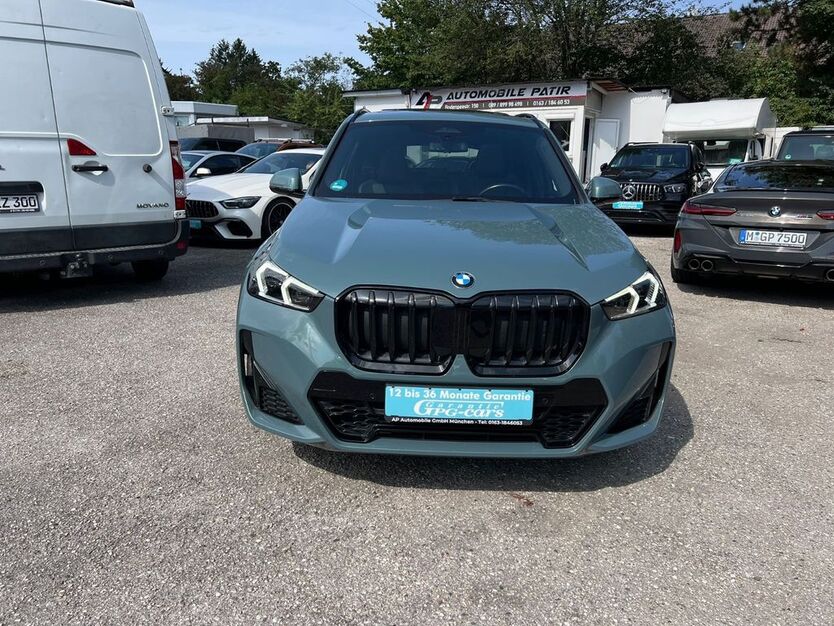 BMW X1 106.000 km 41.700 € München 81243