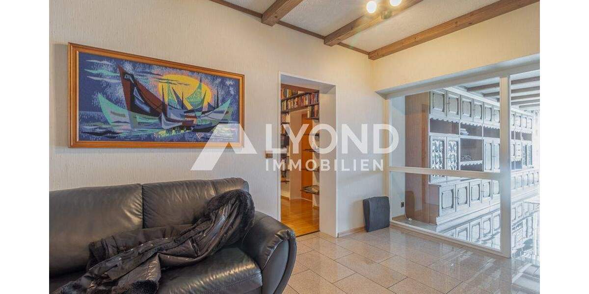 Etagenwohnung Hagen / Hohenlimburg Hohenlimburg - 5 Zimmer, 131 m&sup2;, 235.000&euro; | Angebot:24544252