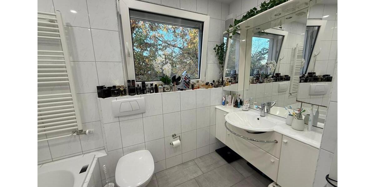 Endreihenhaus direkt im Zentrum zu vermieten 4 zimmer