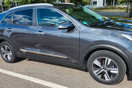 Kia Niro 37.013 km 21.900 &euro; Mainz 55126