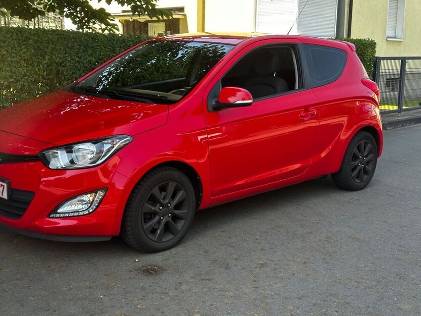 i20
