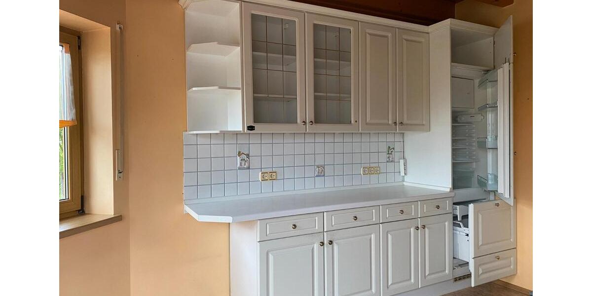 Einfamilienhaus Hohenroth - 8 Zimmer, 190 m&sup2;, 1.450&euro; | Angebot:26320939