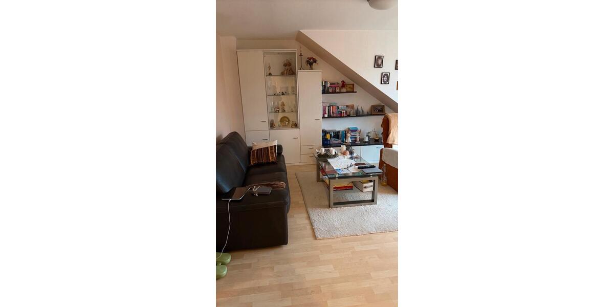 Dachgeschoßwohnung Ingolstadt Friedrichshofen-Hollerstauden - 2 Zimmer, 59 m&sup2;, 850&euro; | Angebot:26181940