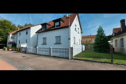 Zweifamilienhaus an eine Familie zu vermieten Kaltmiete 1500€ zimmer