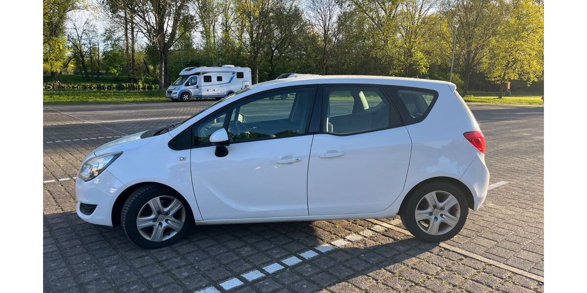 Opel Meriva 211.000 km 2.999 &euro; Haßfurt 97437
