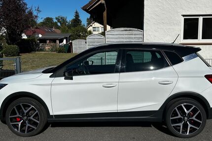 Seat Arona 24.050 km 16.900 &euro; Stockstadt 63811