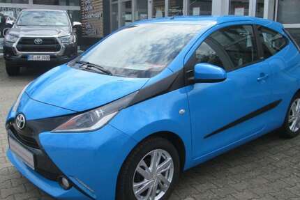 Toyota Aygo 103.500 km 7.950 &euro; Salzwedel 29410