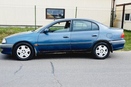 Toyota Avensis 135.445 km 2.400 &euro; Berlin 13629