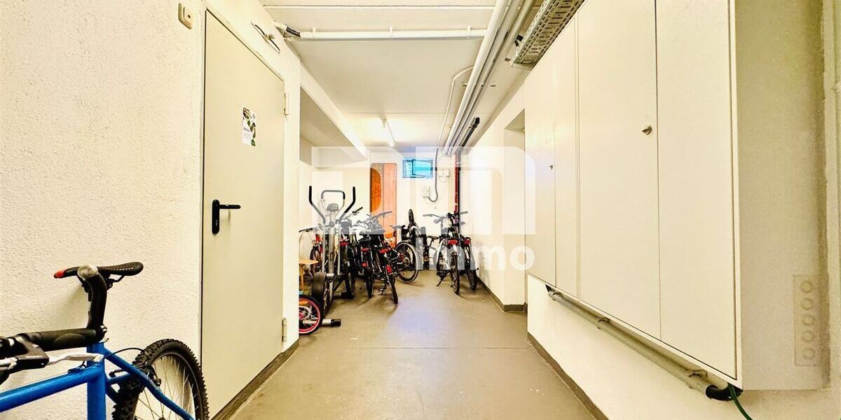(R)eserviert!Gepflegte Maisonette Wohnung mit Studio 2x Balkon und PKW Stellplatz - Etagenwohnung Bad Emstal | Angebot:26738637