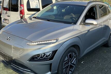 Hyundai KONA 31.727 km 19.500 &euro; Bonn 53227