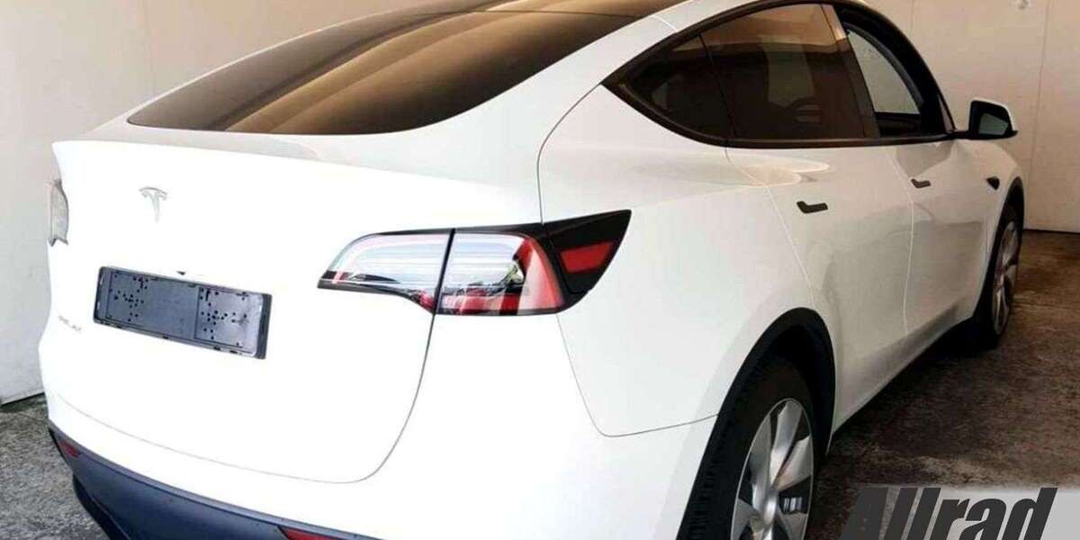 Tesla Model Y 17.950 km 38.650 &euro; Schöningen 38364