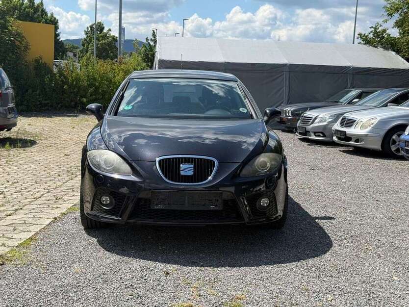 Seat Leon 171.000 km 2.999 € Salach 73084