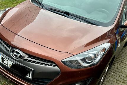 Hyundai Coupe 122.000 km 6.500 &euro; Heide 25746