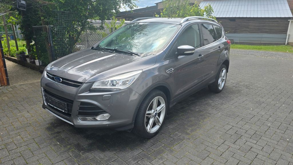 Ford Kuga 70.724 km 11.800 &euro; Waldbrunn Hausen 65620