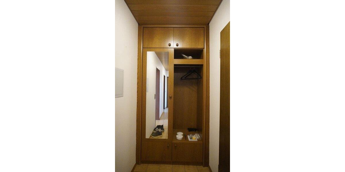 Etagenwohnung Bad Schussenried - 2.5 Zimmer, 62 m&sup2;, 165.000&euro; | Angebot:26453686