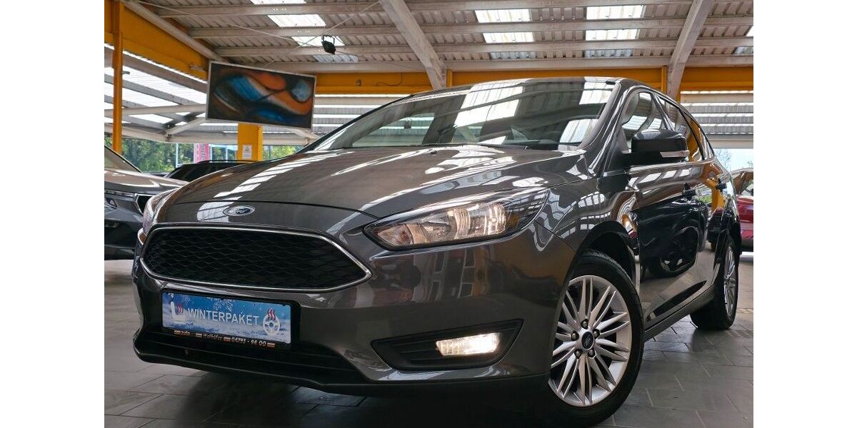 Ford Focus 21.900 km 12.995 &euro; Heide 25746