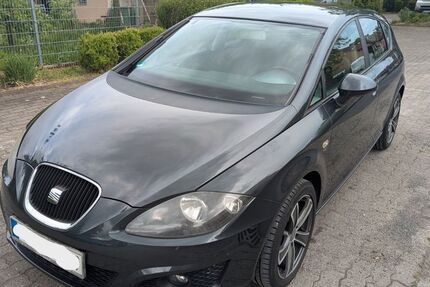Seat Leon 115.000 km 5.299 &euro; Karbach 97842