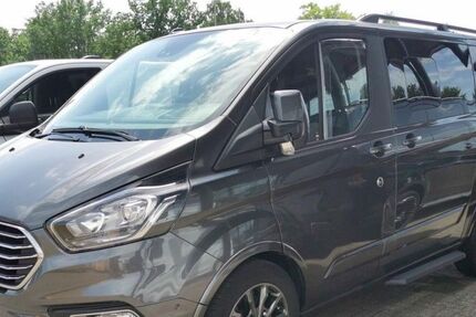 Ford Tourneo Custom 125.000 km 27.900 &euro; Oldenburg 26125