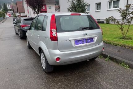 Ford Fiesta 107.000 km 2.999 &euro; Zell 77736