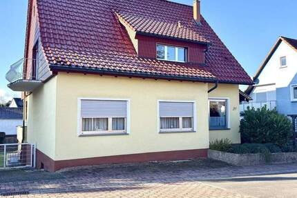 Weilerbach - Gepflegte 4-Zimmerwohnung mit Balkon und Garten in Weilerbach 4 zimmer