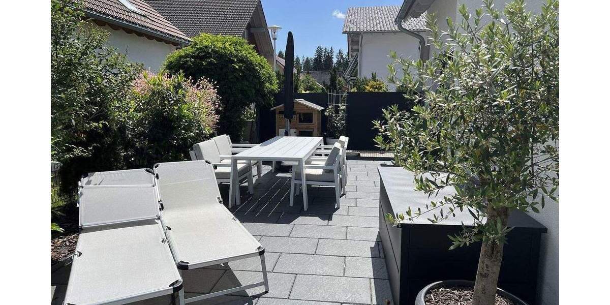 Einfamilienhaus Titisee-Neustadt Titisee - 1 Zimmer, 297 m&sup2;, 1.500.000&euro; | Angebot:25249239