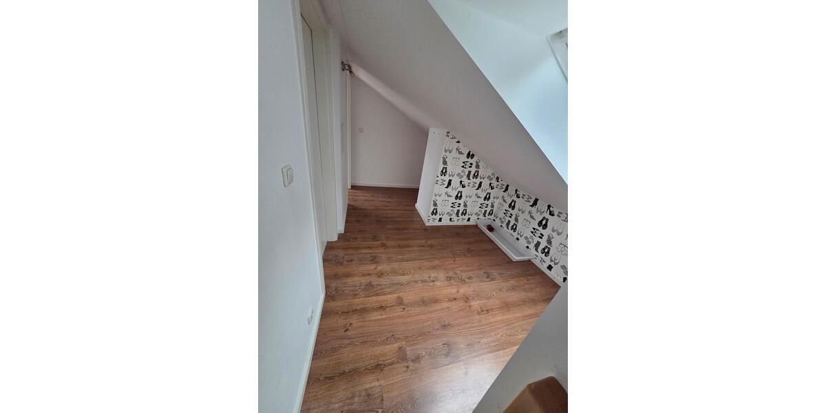Etagenwohnung Dachau - 3 Zimmer, 110 m&sup2;, 1.700&euro; | Angebot:26664478