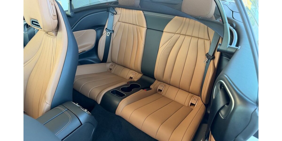 Mercedes-Benz CLE 300 4Matic Cabrio AMG+Burmester+Night+360° Edi 4.000 km 69.900 &euro; Westendorf 86707