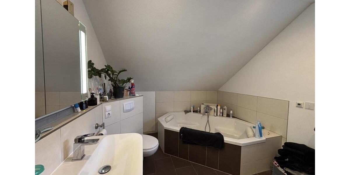 Einfamilienhaus Iserlohn Sümmern - 4 Zimmer, 117 m&sup2;, 1.900&euro; | Angebot:26677402
