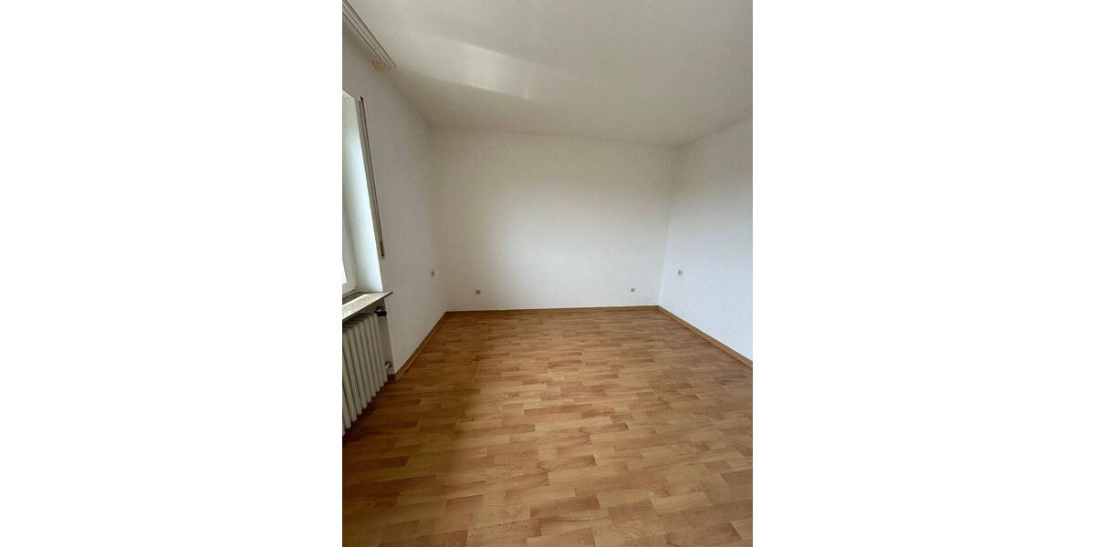Etagenwohnung Schweinfurt Oberndorf - 3 Zimmer, 95 m&sup2;, 209.000&euro; | Angebot:26434468