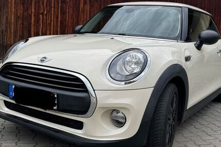 Mini ONE 134.683 km 8.500 &euro; Geiselhöring 94333