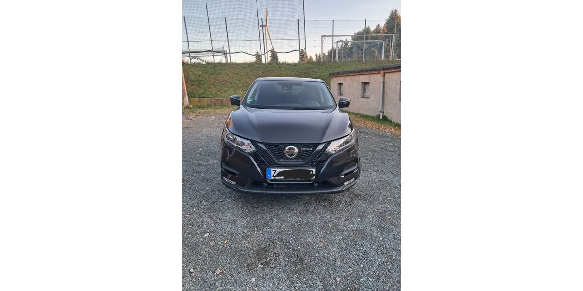 Nissan Qashqai 81.716 km 15.499 € Reinsdorf 08141