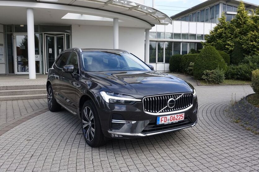 Volvo XC60 34.500 km 47.990 € Fulda 36043