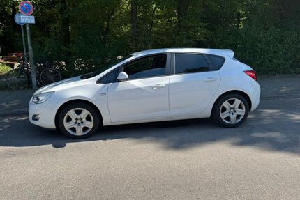 Opel Astra 62.298 km 5.400 &euro; Forstern 85659