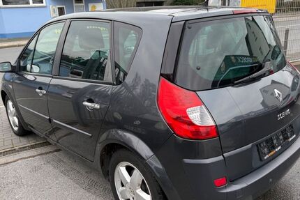 Renault Scenic 132.000 km 3.200 &euro; Velbert 42551
