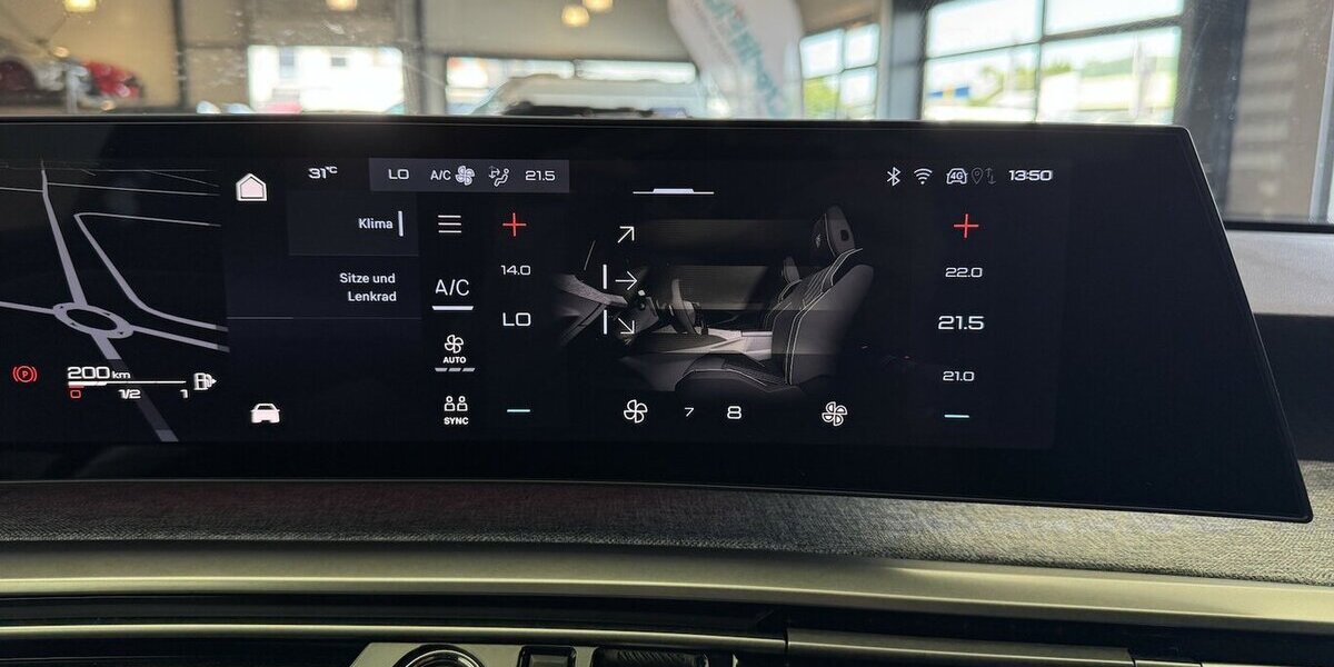 Peugeot 3008 Allure 145 Mild Hybrid Full LED 360° 38.211 km 24.730 &euro; Lich 35423
