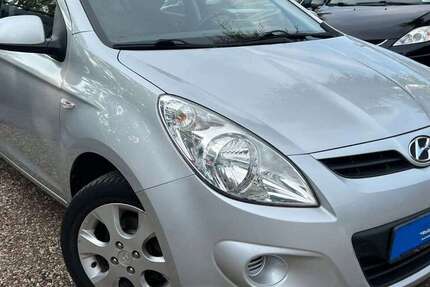 Hyundai i20 127.541 km 3.990 &euro; Berlin 13089