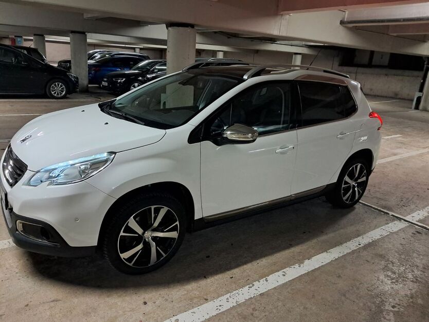 Peugeot 2008 68.000 km 9.500 € München 80797