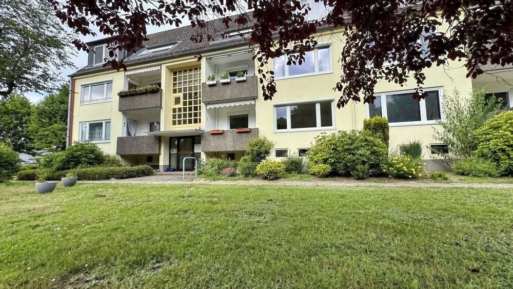 Etagenwohnung Neumünster Brachenfeld/Ruthenberg - 3 Zimmer, 77 m&sup2;, 120.000&euro; | Angebot:27153440