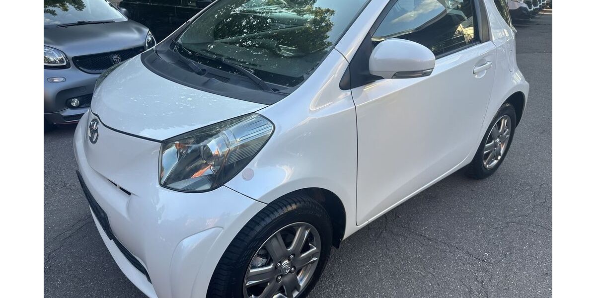 Toyota IQ 105.312 km 5.990 &euro; Berlin 12249
