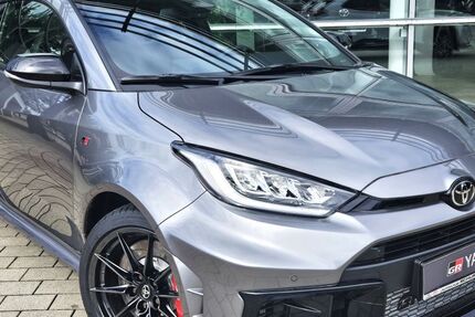 Toyota Yaris 3.900 km 47.990 &euro; Stadtbergen 86391