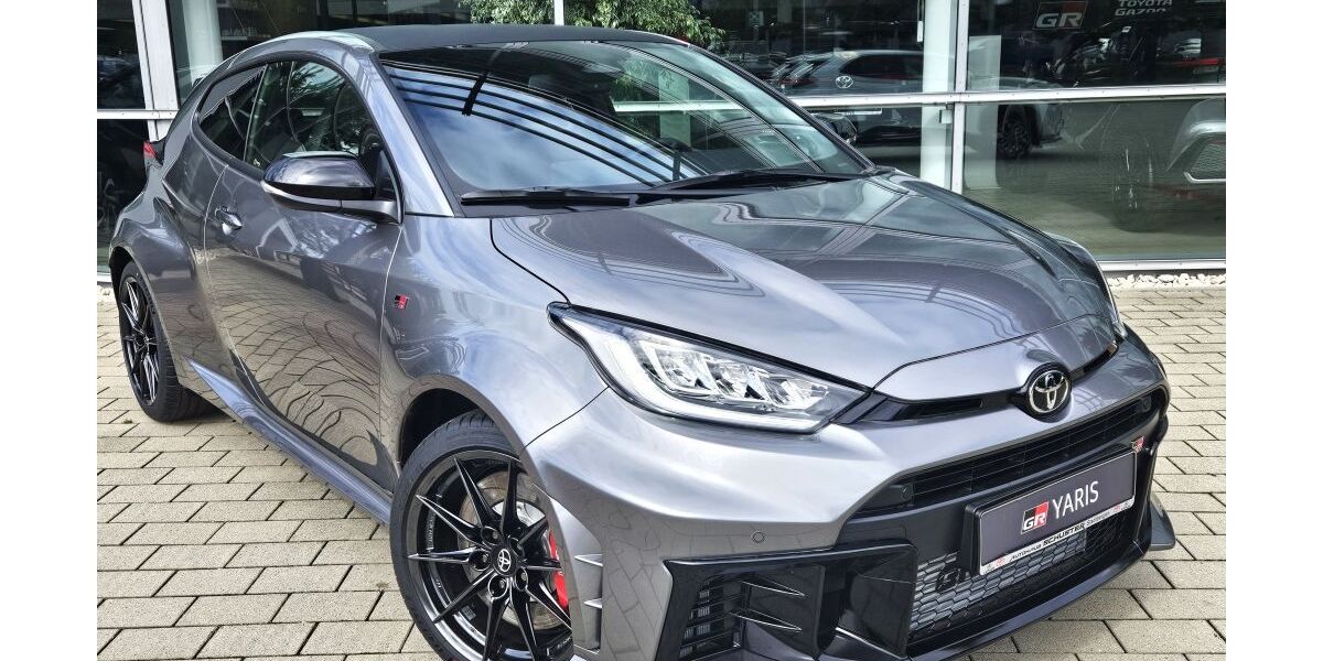 Toyota Yaris 3.900 km 47.990 &euro; Stadtbergen 86391