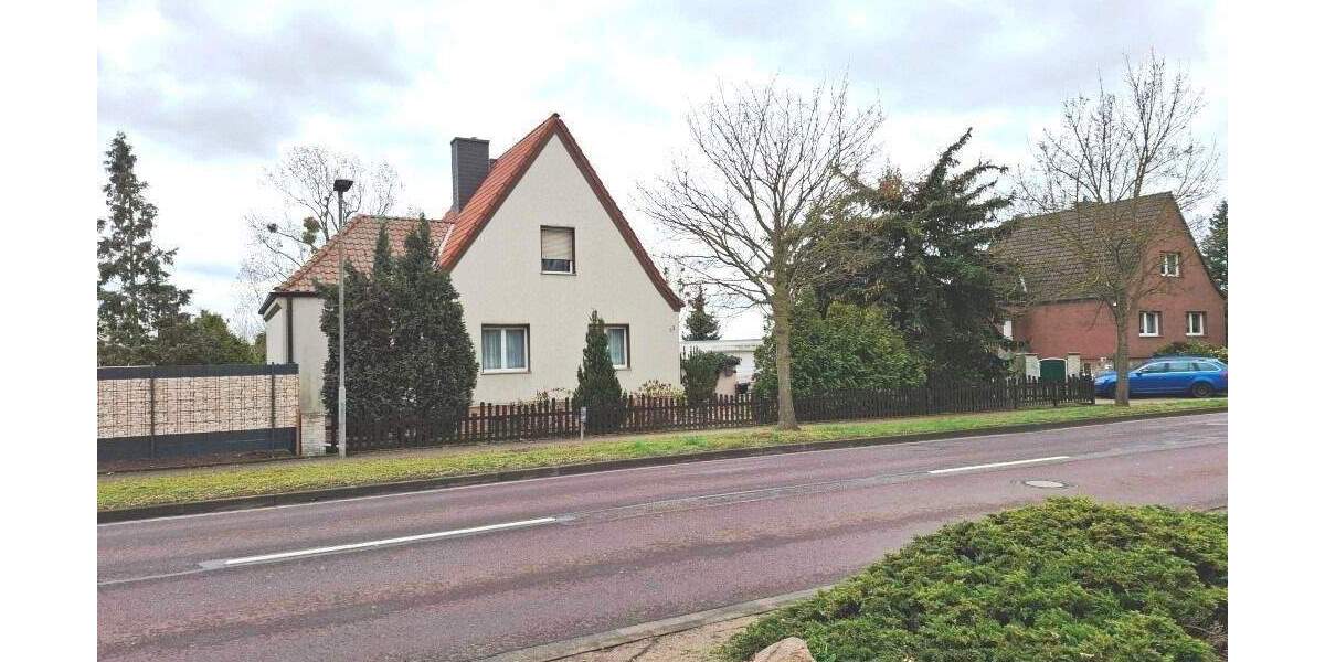 Einfamilienhaus Gommern Menz - 5 Zimmer, 90 m&sup2;, 75.000&euro; | Angebot:24111560