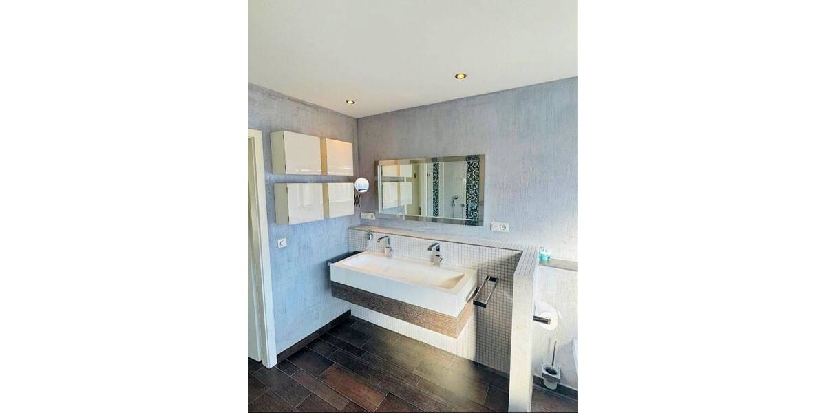 Etagenwohnung Euskirchen Innenstadt - 4 Zimmer, 134 m&sup2;, 395.000&euro; | Angebot:26343725