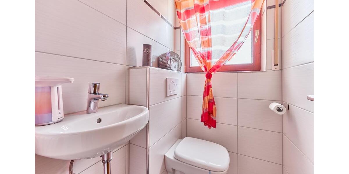 Etagenwohnung Walzbachtal - 5 Zimmer, 110 m&sup2;, 1.350&euro; | Angebot:26675113