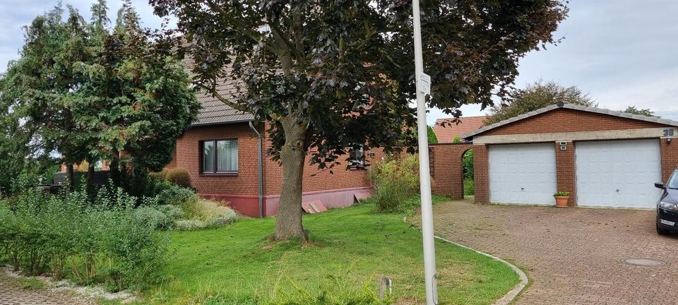 Mehrfamilienhaus, Wohnhaus Giesen - 465.000&euro; | Angebot:27021086
